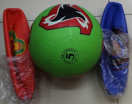 Футбольный резиновый мячик 3 цвета - фото 1