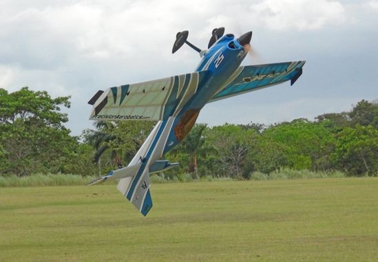 Самолет синий на радиоуправлении Precision Aerobatics XR-52 1321 мм KIT - фото 6
